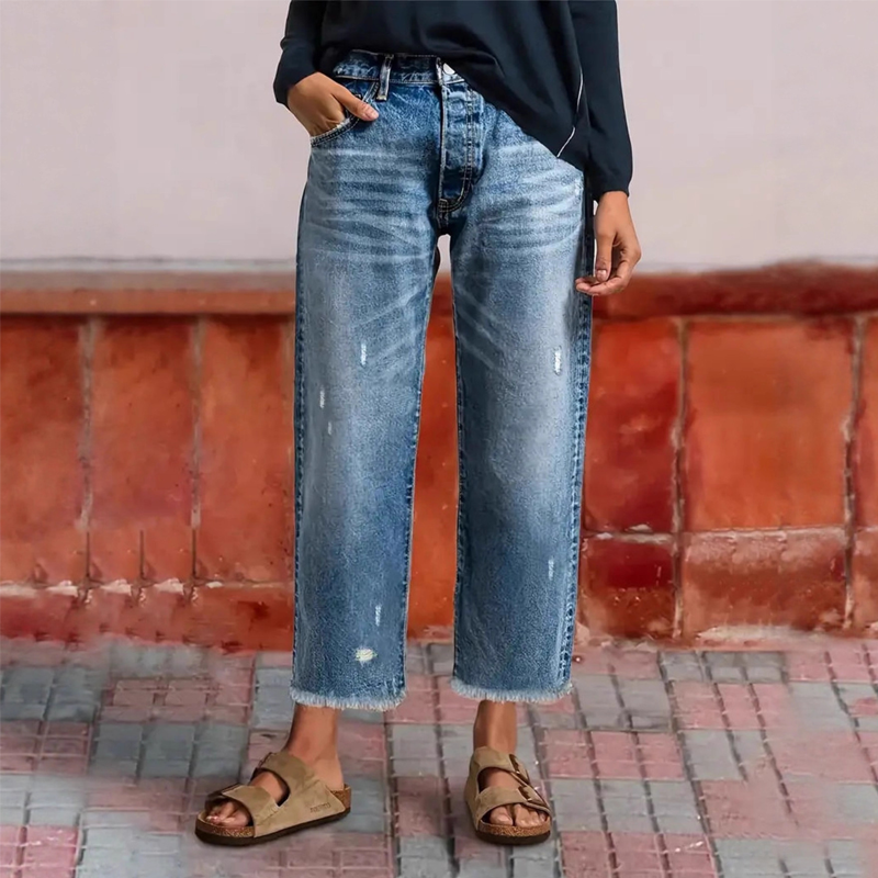 Women’s Retro Cropped Straight-Leg Jeans